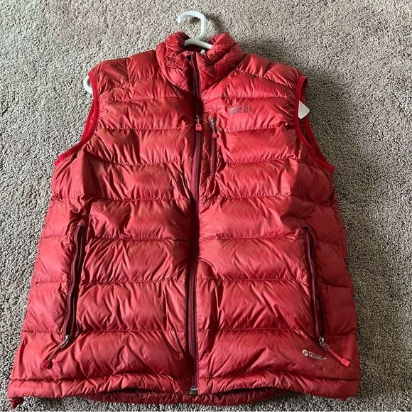 REI Jackets & Blazers - REI Women's Medium Primaloft Down Puffer Vest